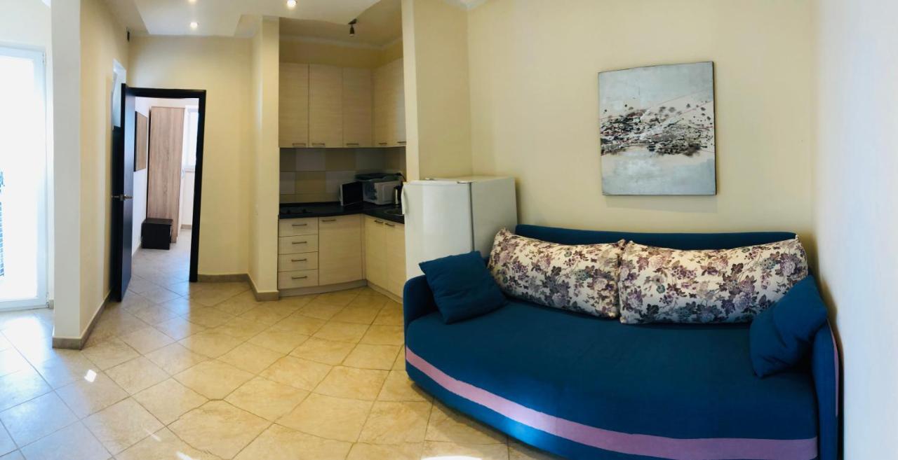 Rafailovici Holiday Apartments Bagian luar foto