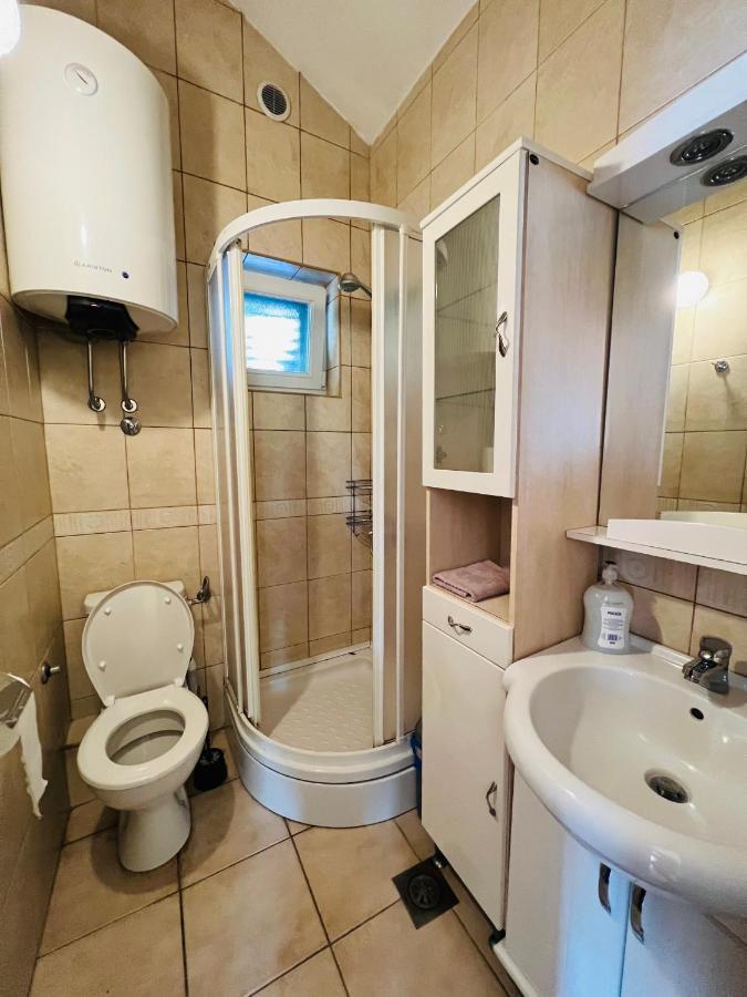 Rafailovici Holiday Apartments Bagian luar foto